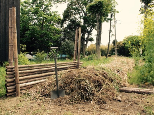 堆肥作り用の竹柵