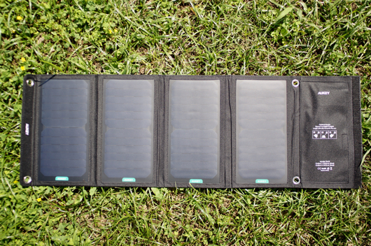 AUKEY Solar Charger 28W