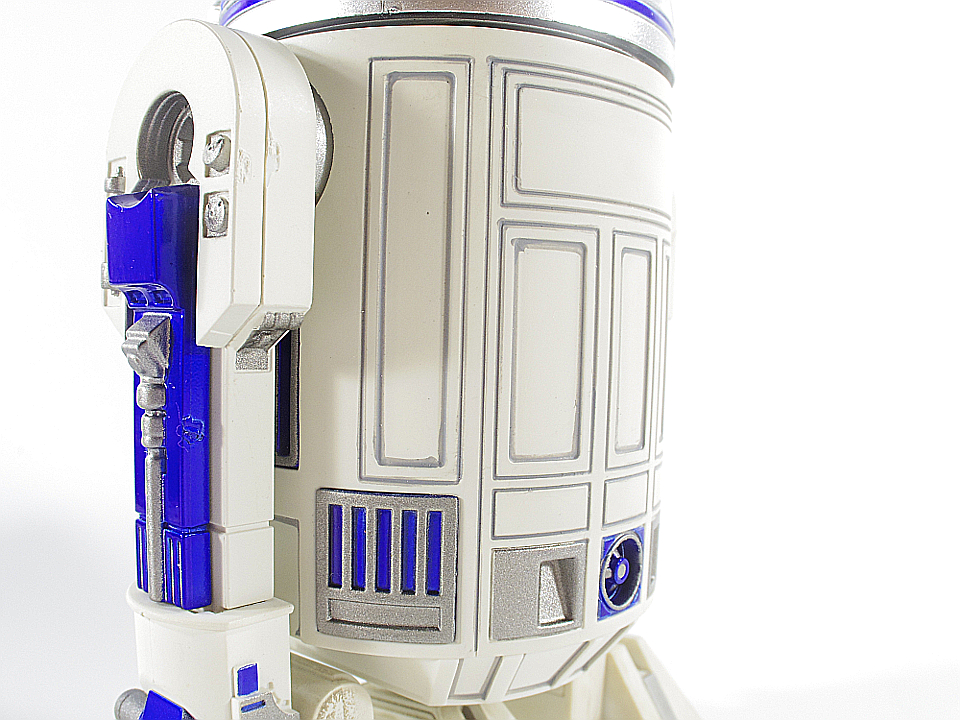 R2-D2 NEW HOPE17