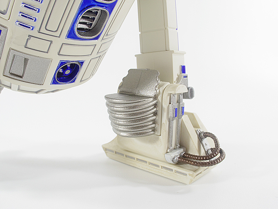 R2-D2 NEW HOPE33