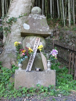 IMG_0724　寿桂尼の墓